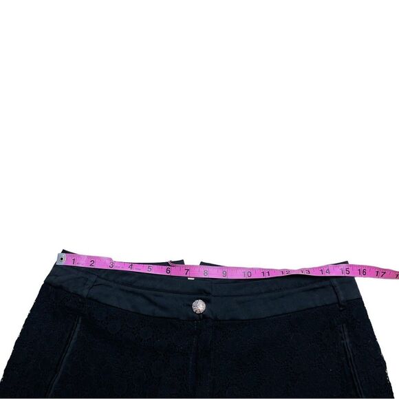 10/$25🦋 Ezra Black Lace Dressy Mid Rise Shorts - Size Medium - Picture 9 of 13